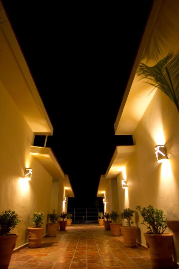 Bungalows Las Arenas San Patricio Melaque Eksteriør bilde