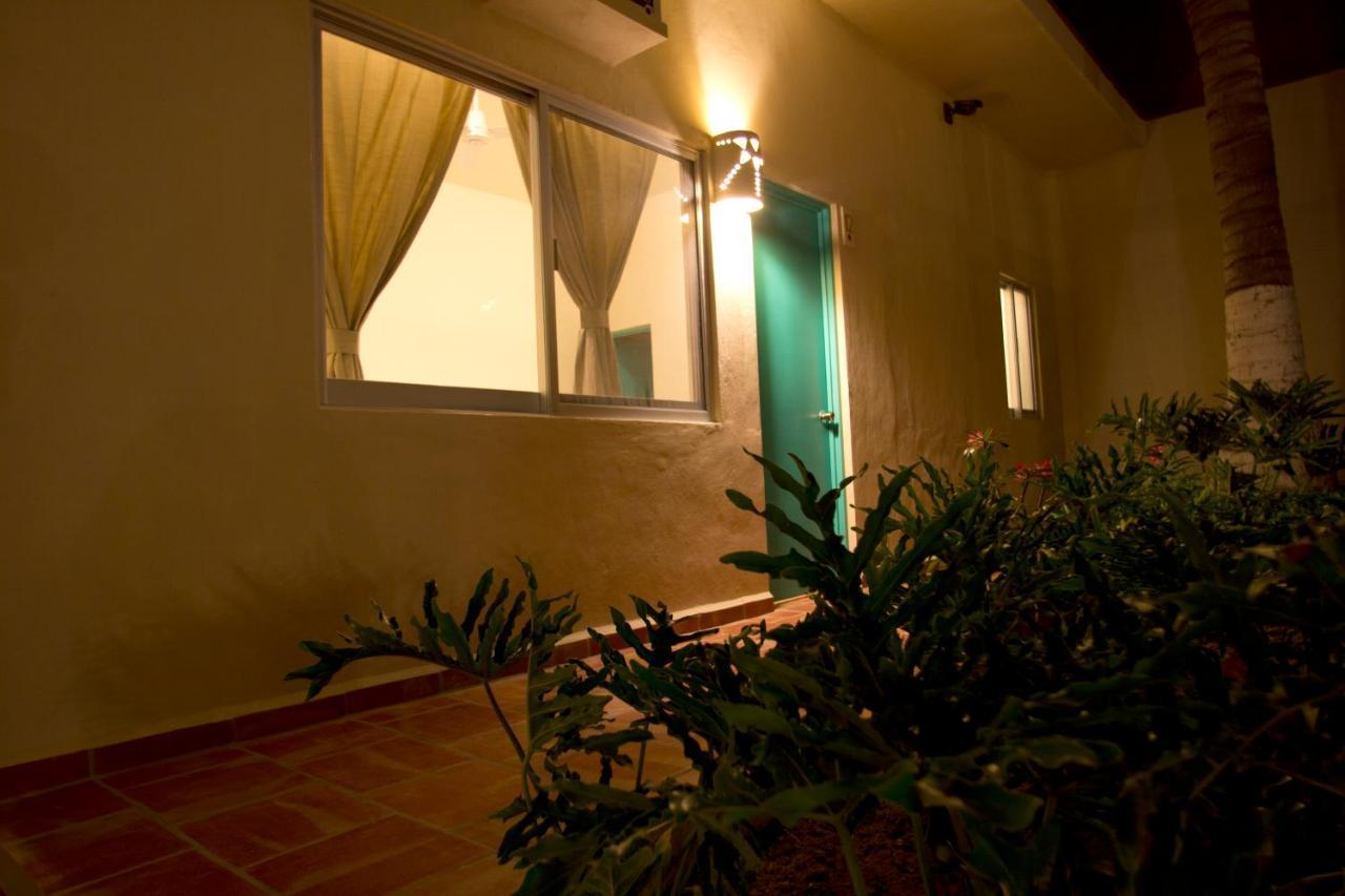 Bungalows Las Arenas San Patricio Melaque Eksteriør bilde
